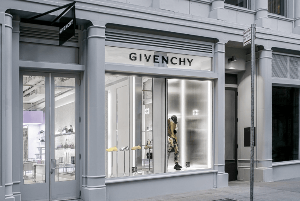 Neiman Marcus Collaborates with Givenchy's Plage Collection – Footwear News - Vimarsana News