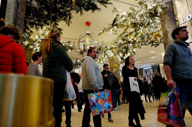 Deloitte Predicts Growth for the 2023 Holiday Shopping Season – Footwear News - Vimarsana News