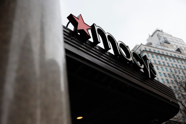 Macy's Store Closures: 150 Locations to Close, 50 in 2024 – Footwear News - Vimarsana News